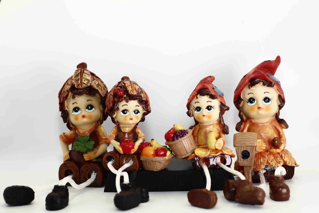 Bộ tượng trang trí 4 ks 